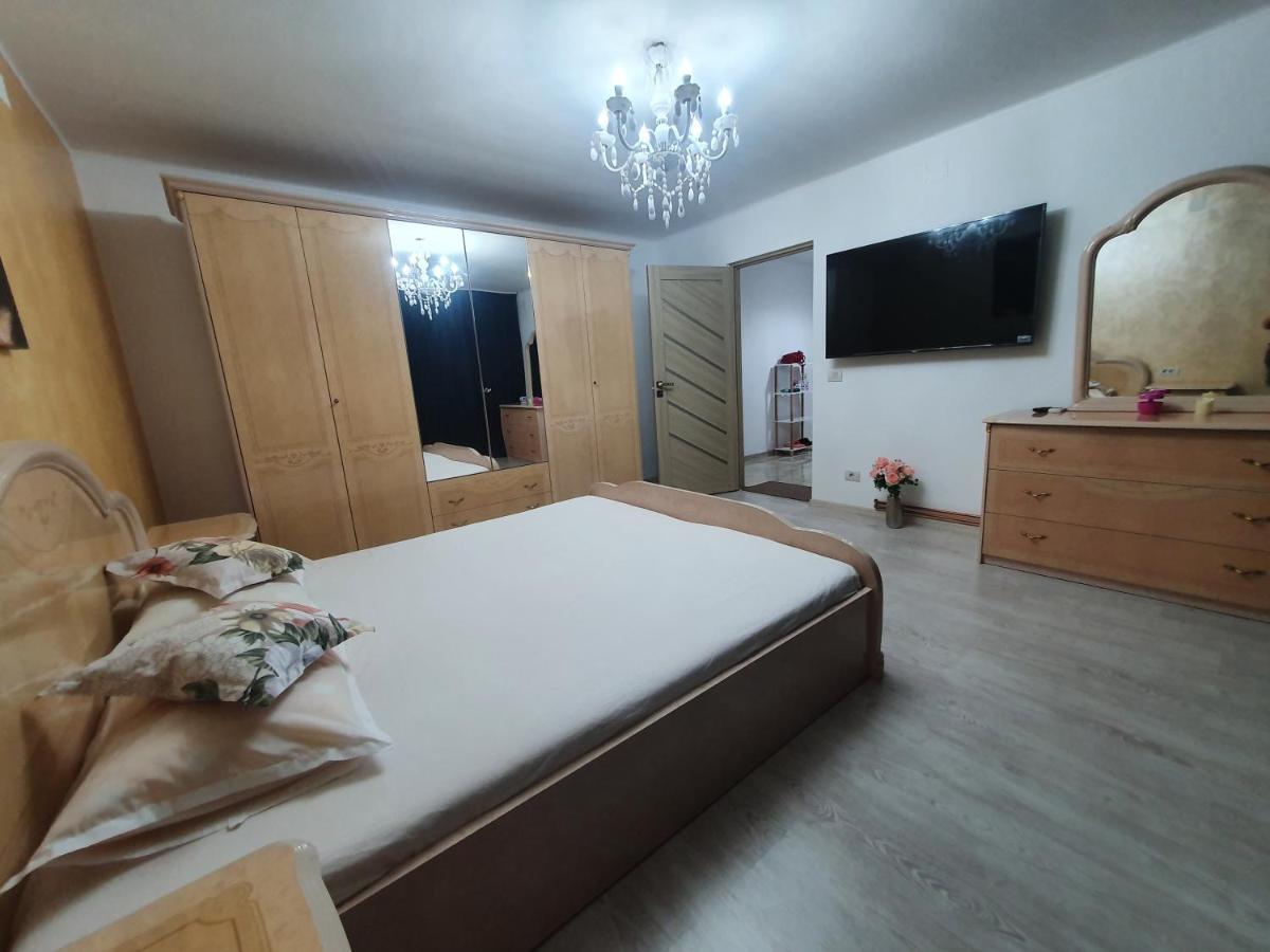 Kriss Apartment Luxury Zsilvásárhely Kültér fotó